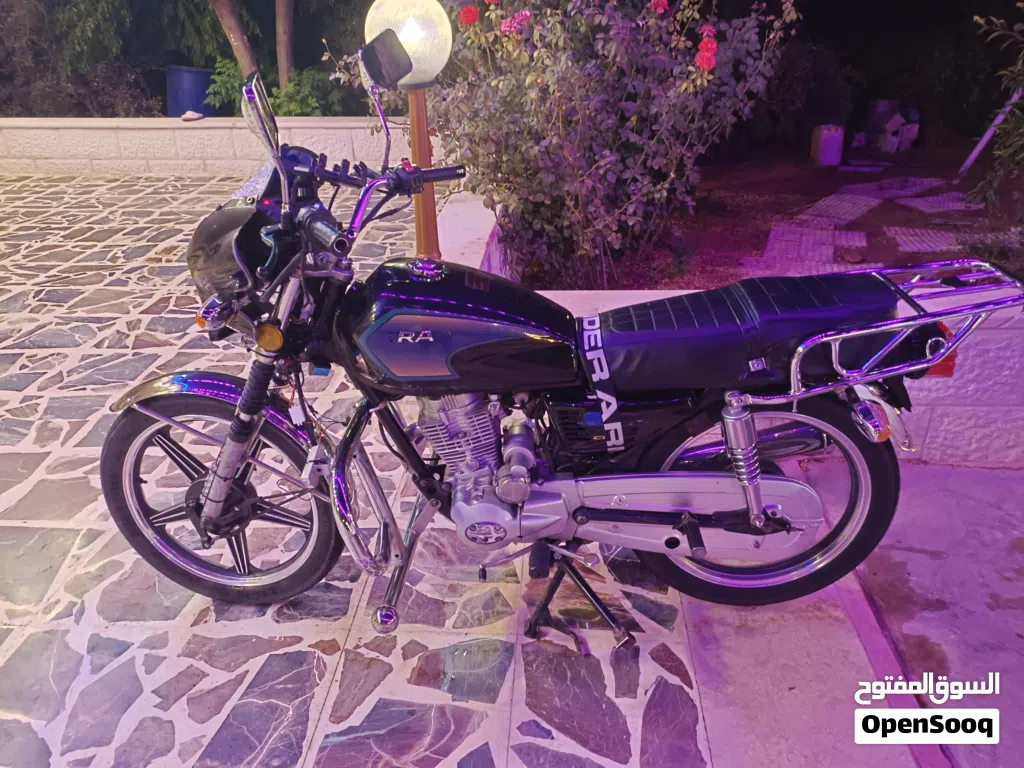 إم في أجوستا أخرى