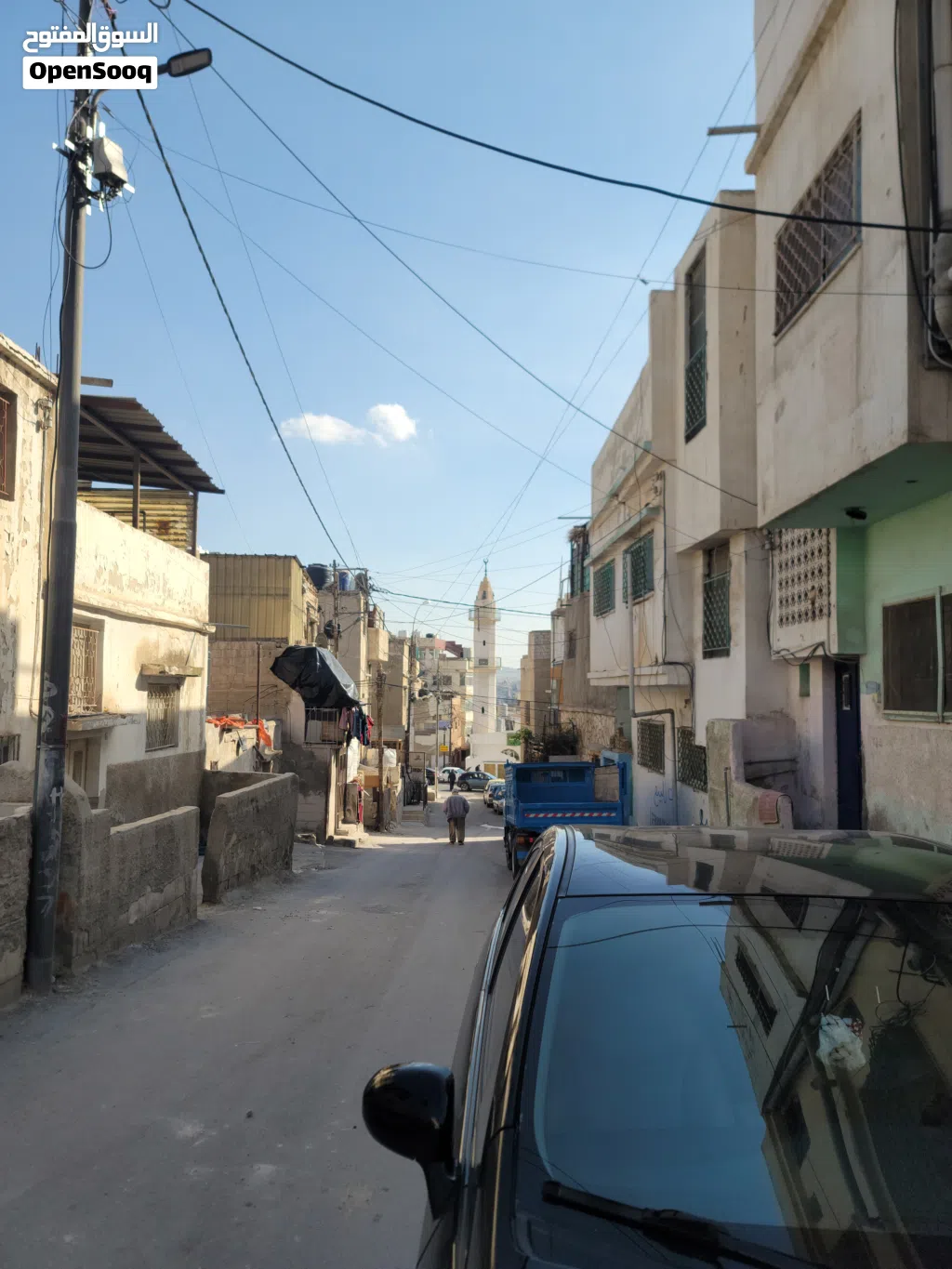 بيت بمخيم الزرقاء مقابل مسجد الروضة بسعر حرق