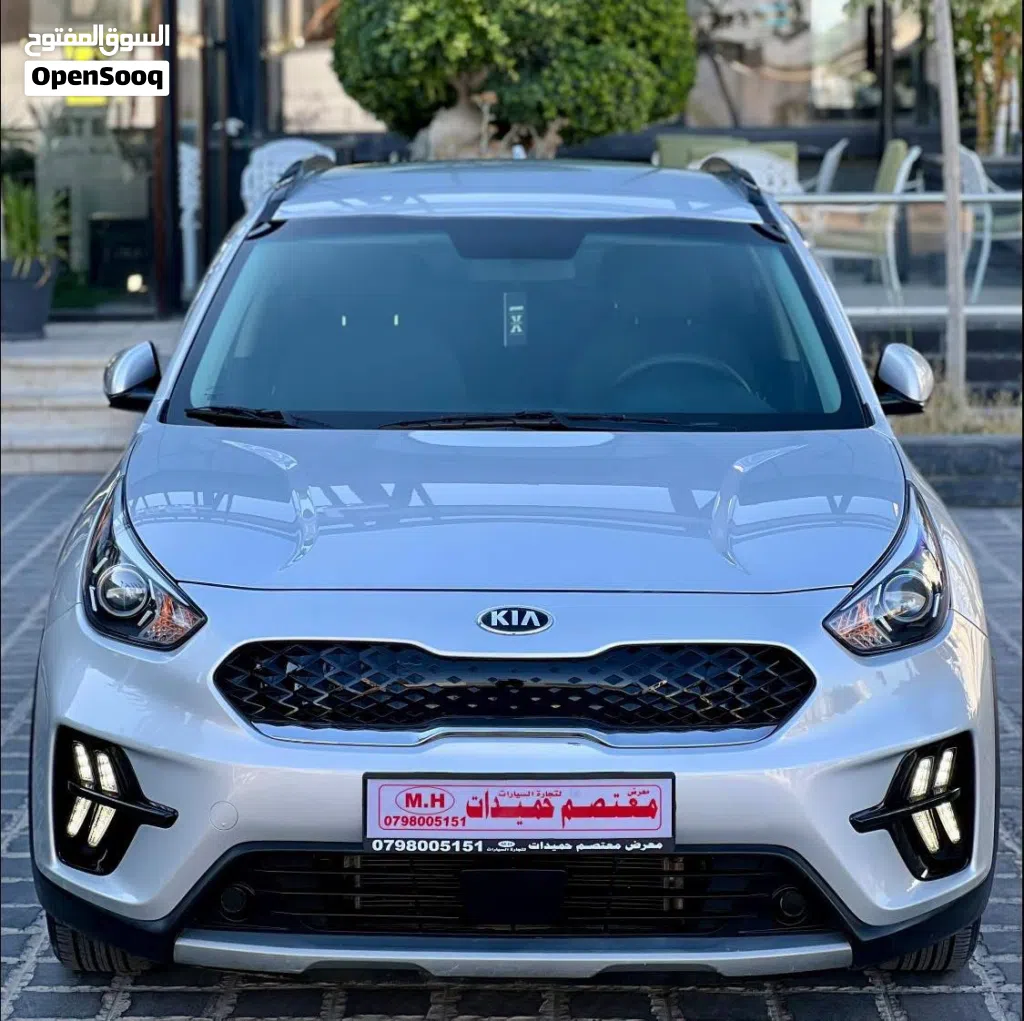 كيا نيرو Standard