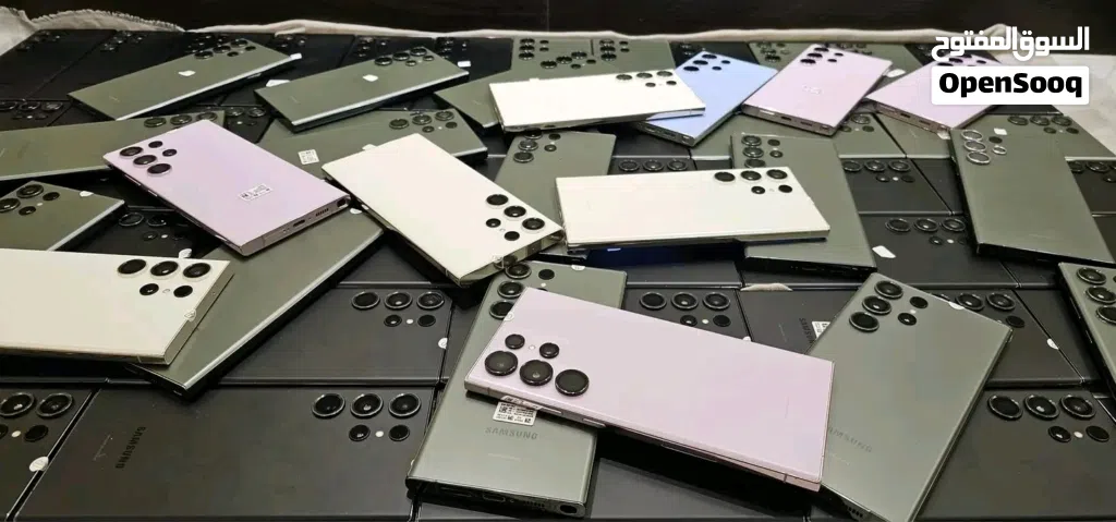 S23الترا 23الترا ذاكره 256. عرطه وعرض من المعدوم 415$بضاعه امريكي كررت كررت الكميه محدود$