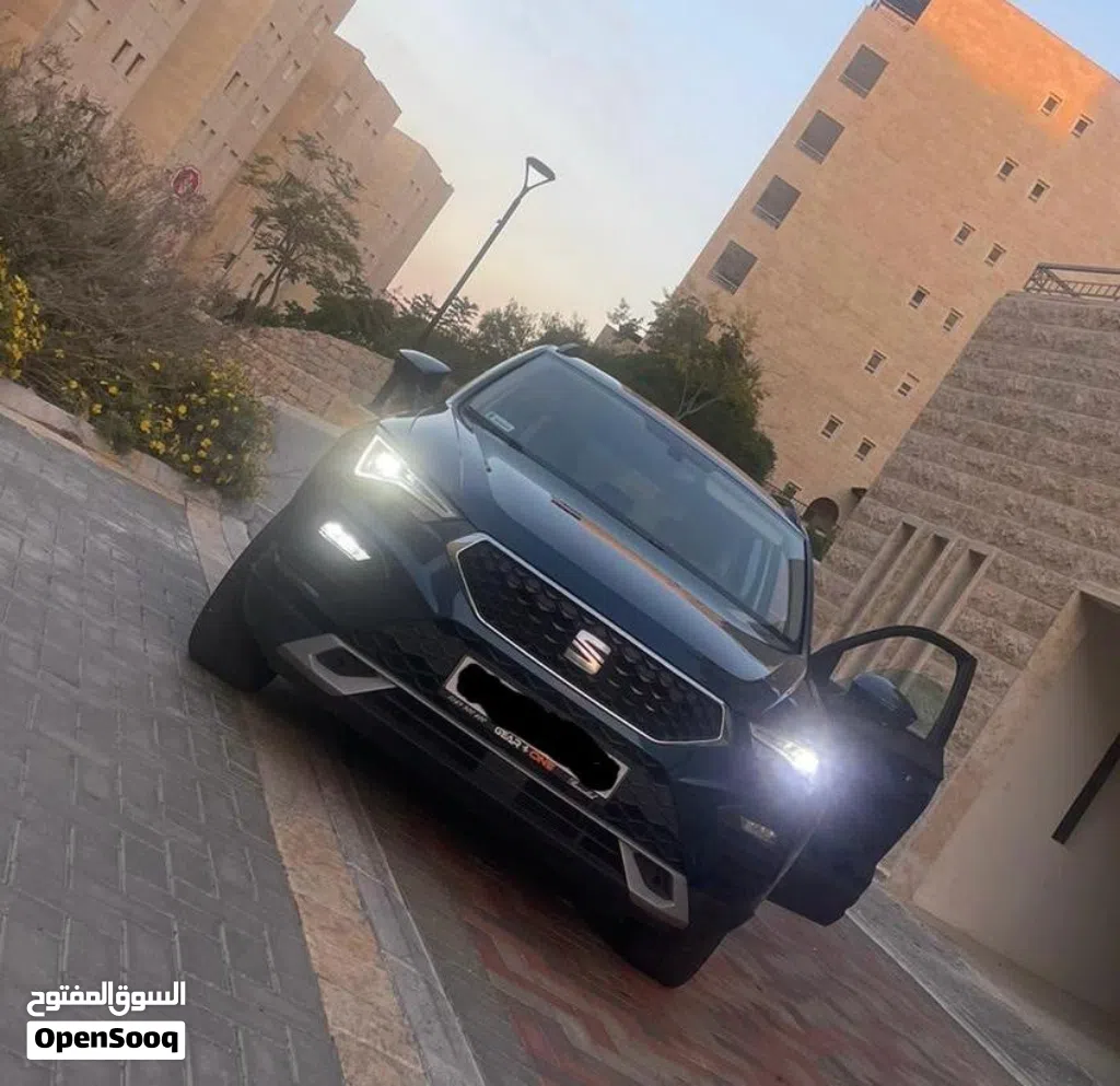 سيات اتيكا Standard
