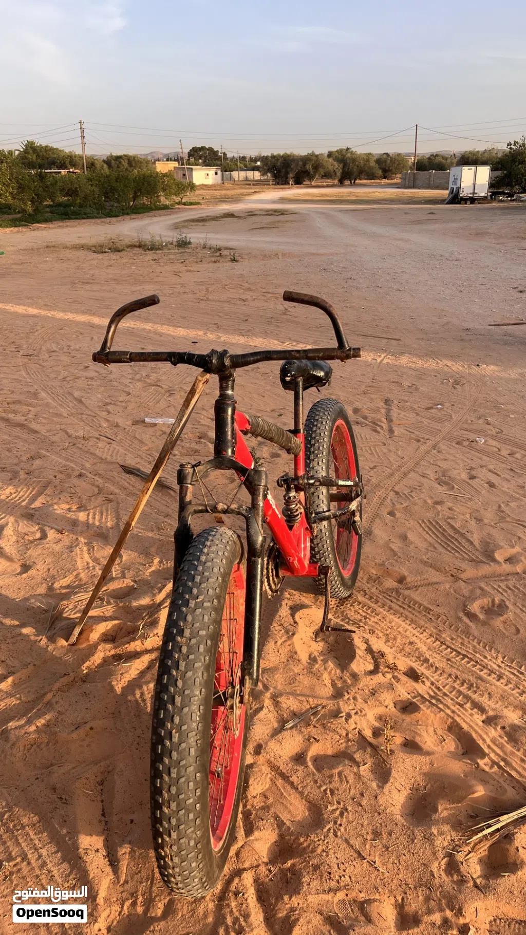 اخرى اخرى
