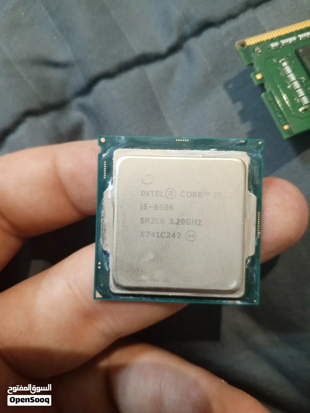 معالج i5-6500 بحالة جيدة