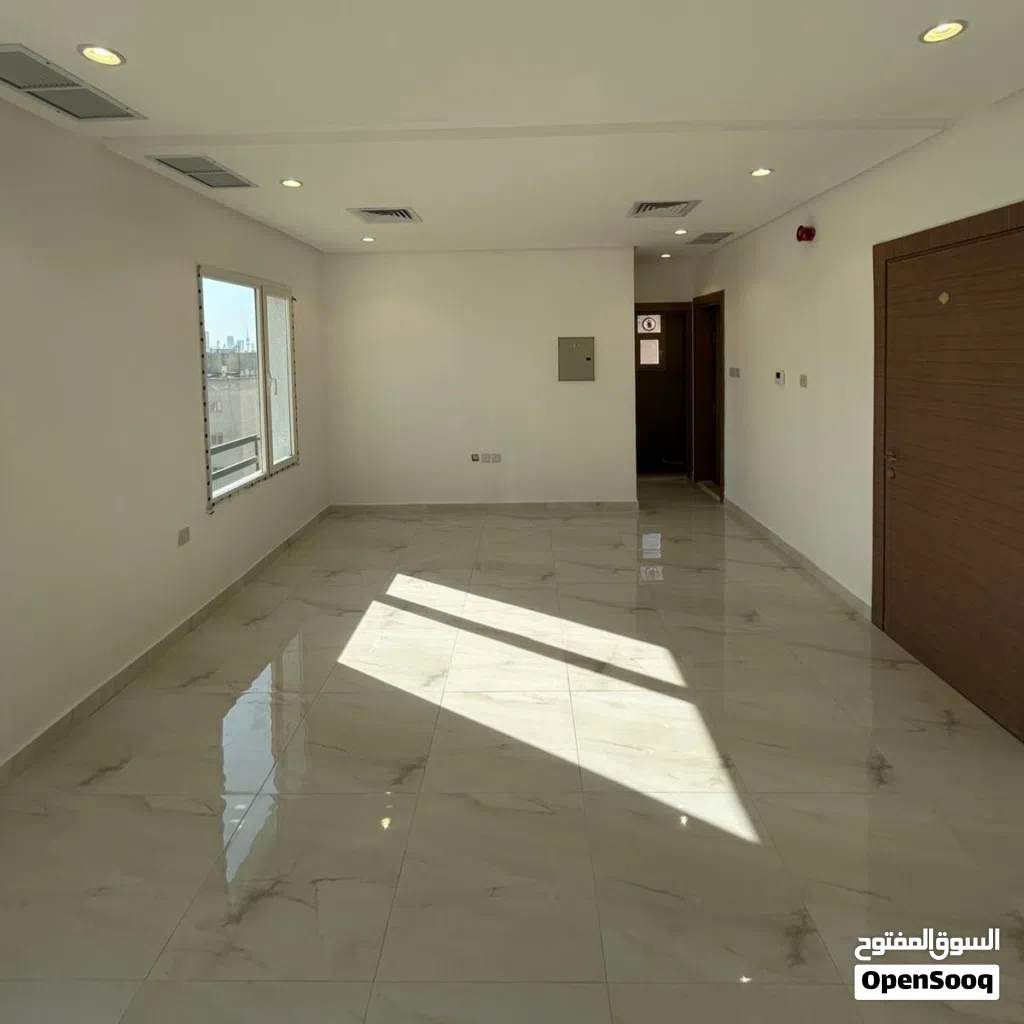 شقة سكنية أول ساكن للإيجار في حولي