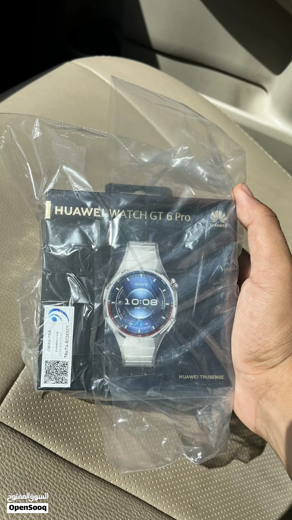 Huawei watch gt 6 pro ساعه هواوي جي تي 6 برو غير مستخدمه تيتانيوم