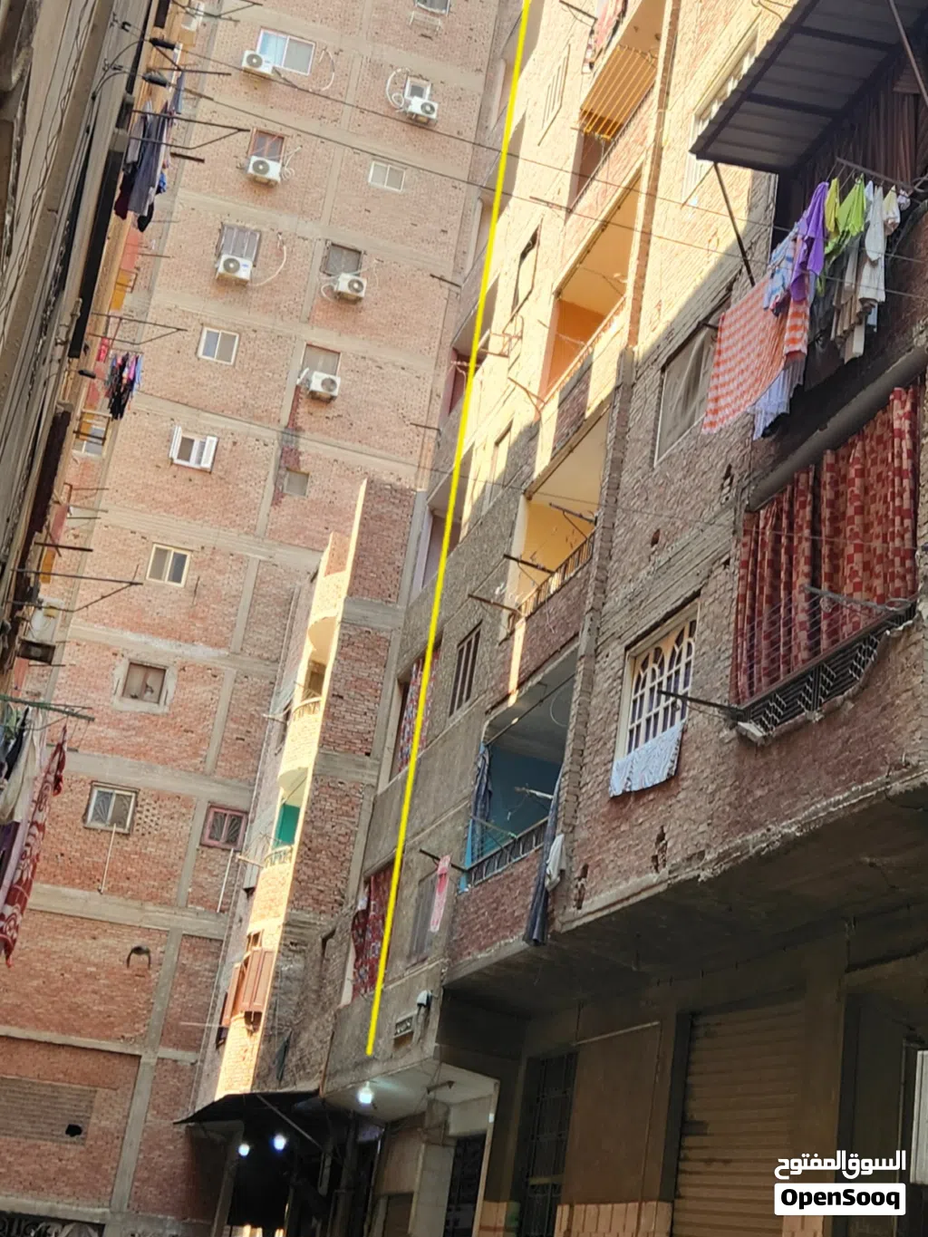 للبيع عمارة سكنية خالية من السكان 7 ادوار الدور على شقة وحدة