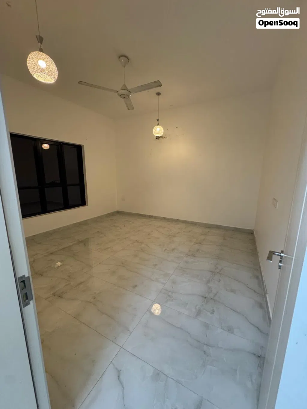 للإيجار شقة سكنية مميزة في الموالح الجنوبية