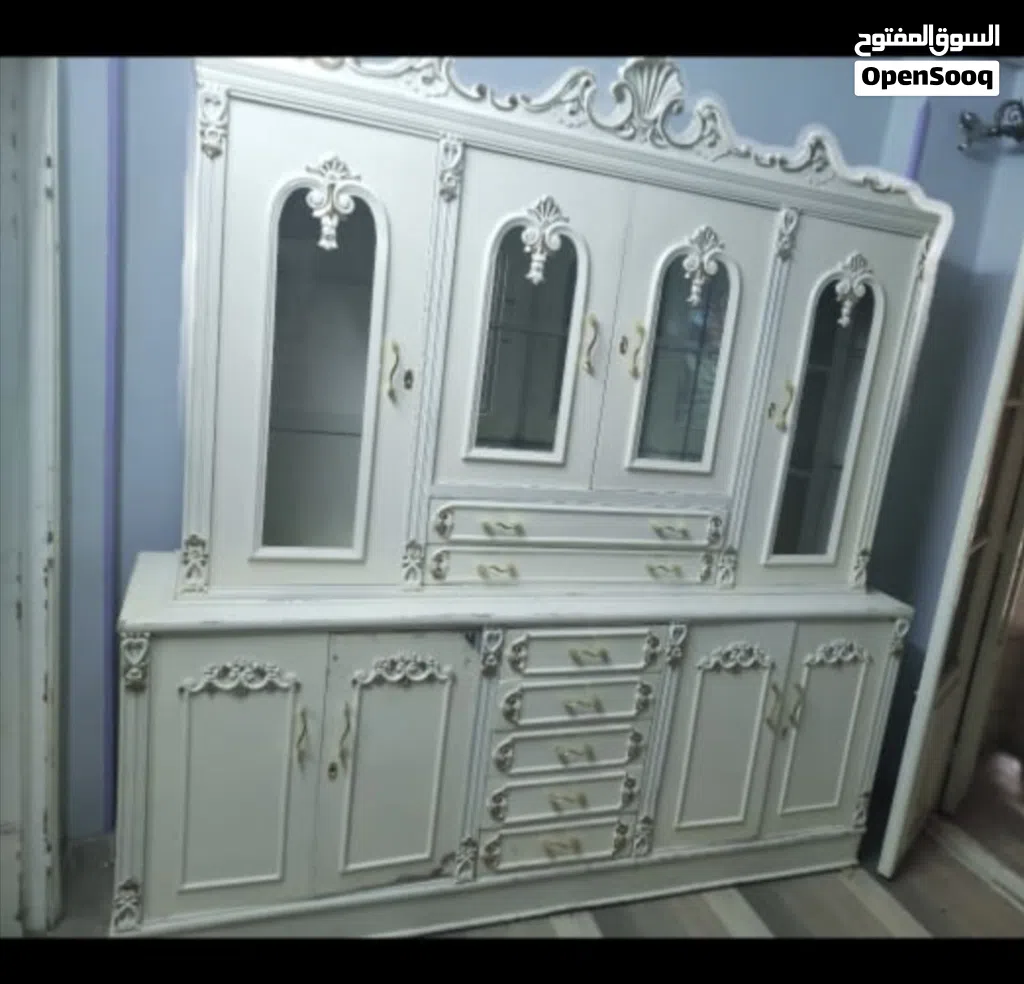 نيش قطعتين عمولة