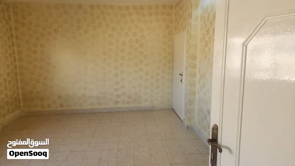 شقة للايجار في حي رمزي