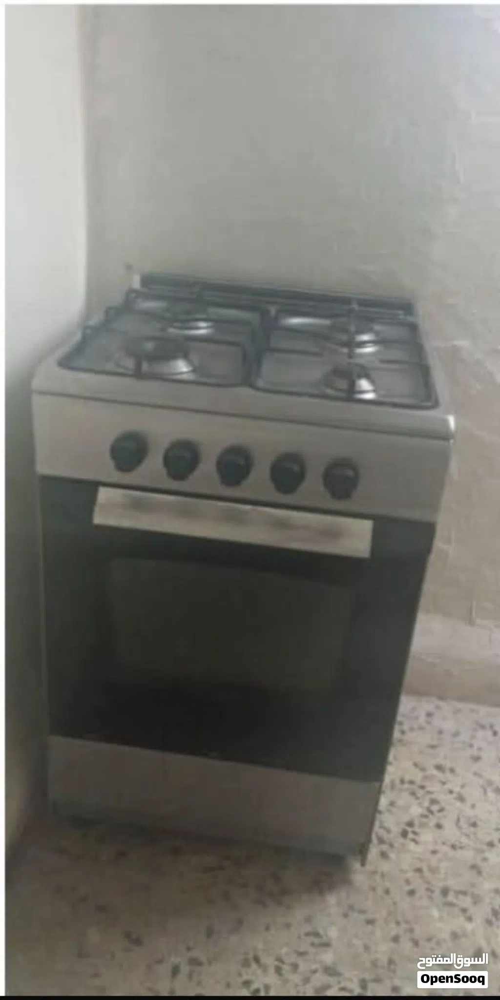 غاز 4 عيون مستعمل للبيع