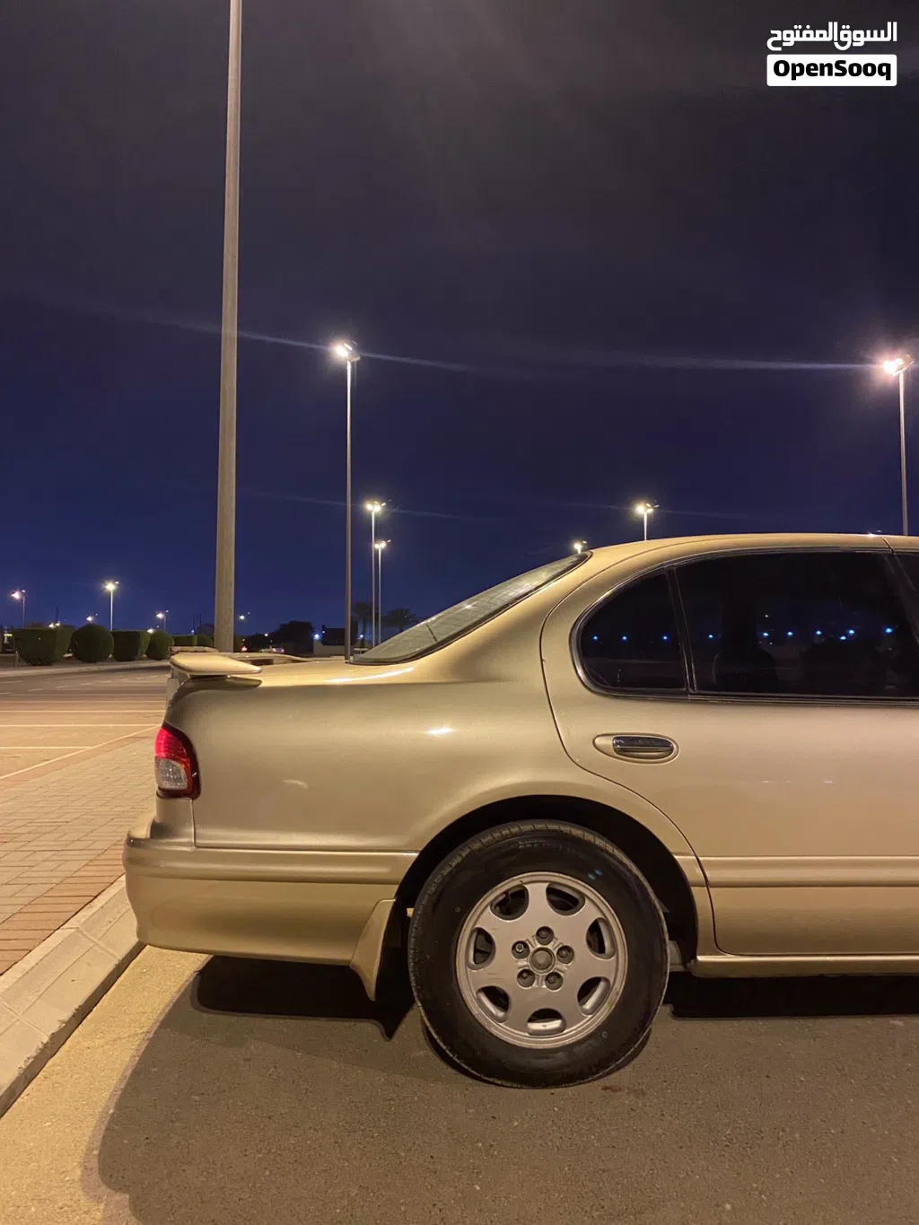 Nissan Maxima S