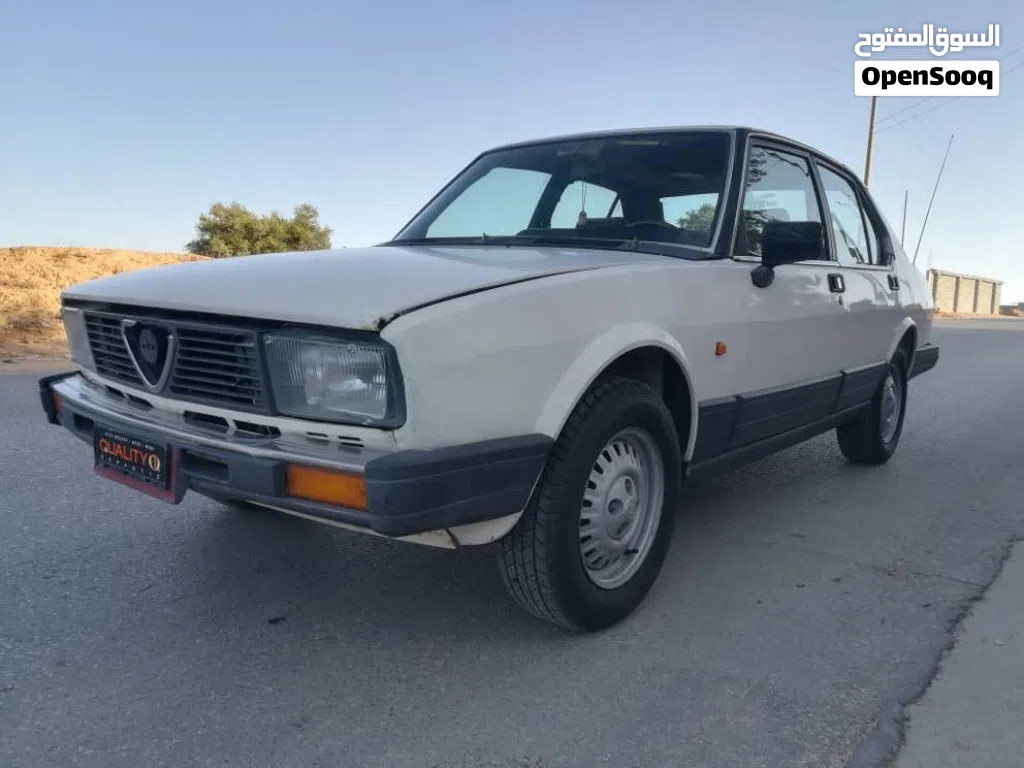 الفا روميو جوليتا Standard