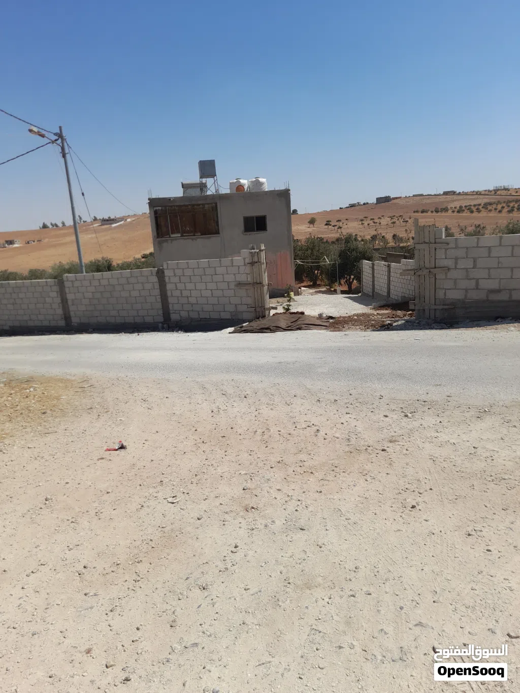 بيوت للبيع