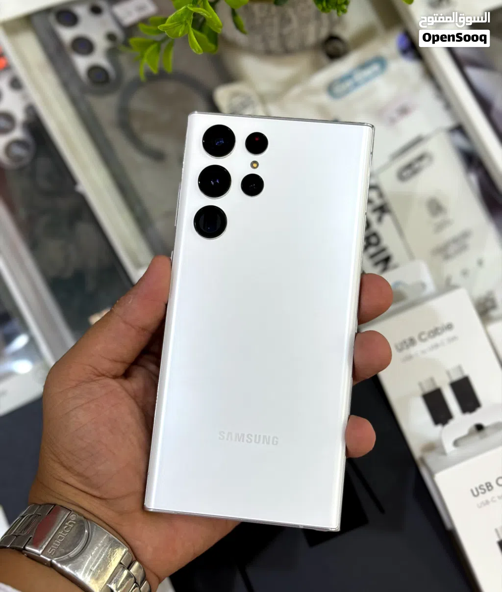 بأقل سعر : Samsung S22 ultra 256gb هاتف نظيف جدا بحالة الوكالة بدون اي شموخ أو مشاكل مع ضمان