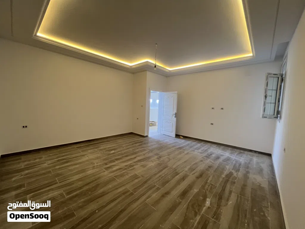 دور من فيلا خلف رويال ايجار جديده سفار