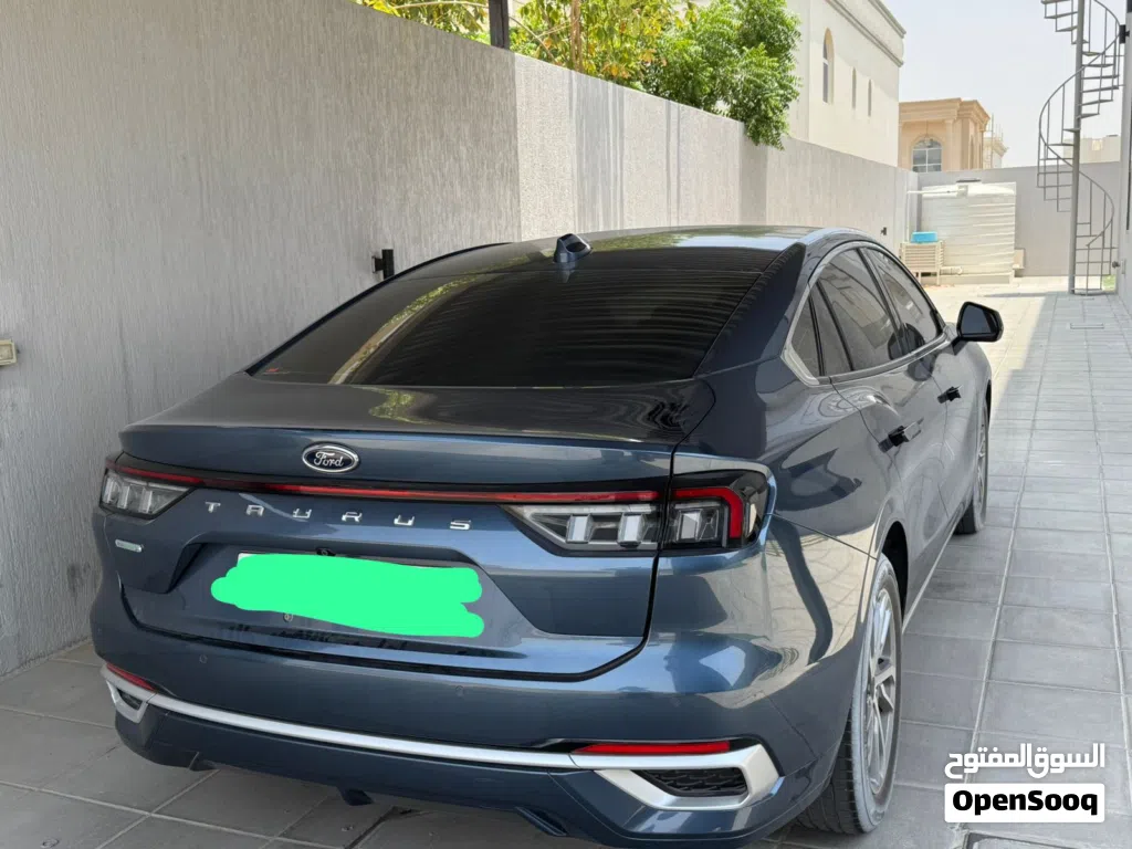 فورد تورس SE