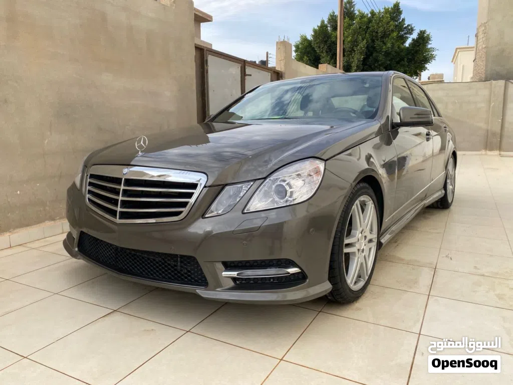 مرسيدس بنز الفئة-E E 550