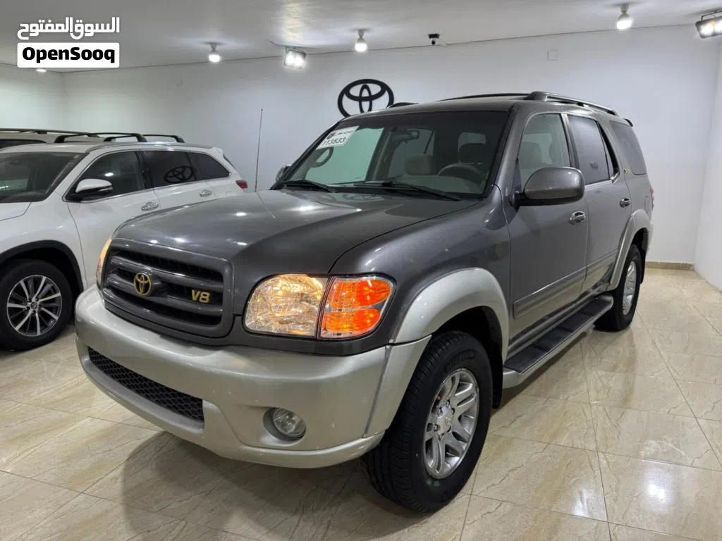Toyota Sequoia SR 5