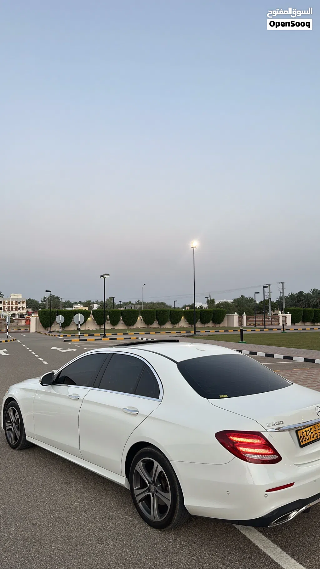 مرسيدس بنز الفئة-E E 300