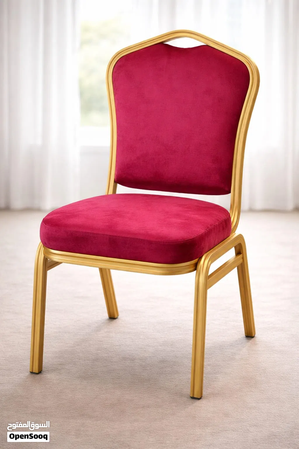 Banquet chairs for rental purposes/كراسي الولائم للإيجار