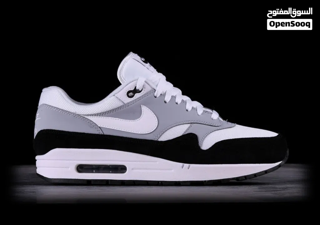 بوت Nike Air Max قياس 42 اصلي وبحال الجديد