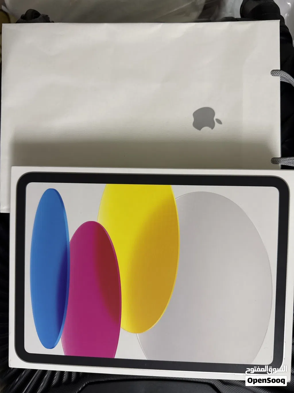 Ipad A16 2025 128GB مع كاما الملحقات