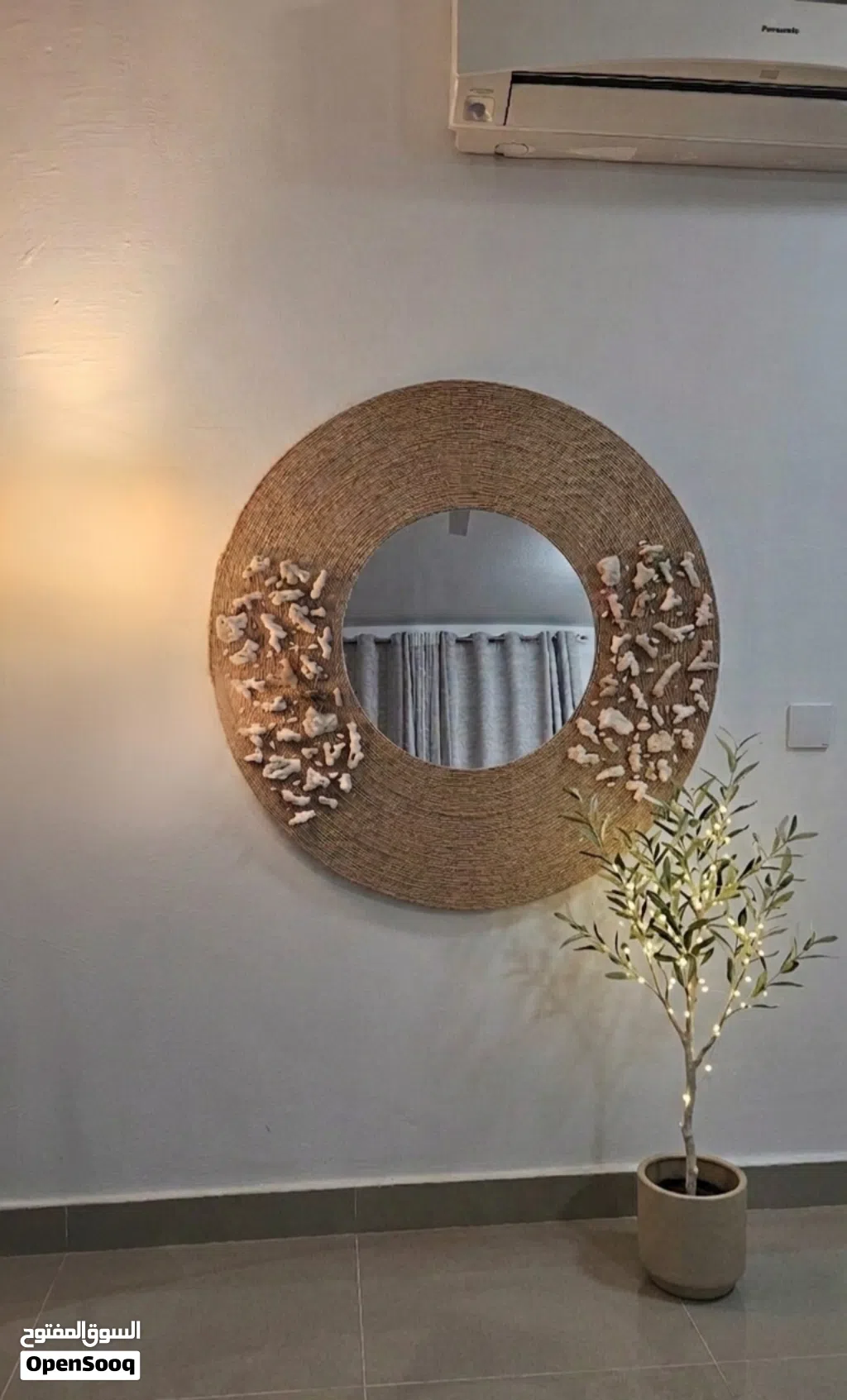Hand craft mirror
