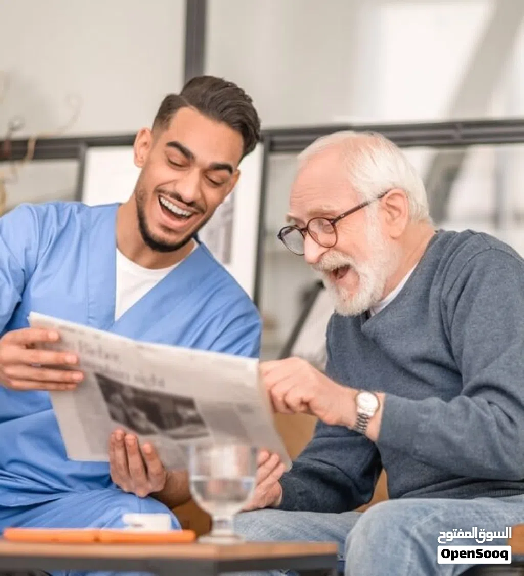 ممرض منزلي لرعاية كبار السن والمرضى