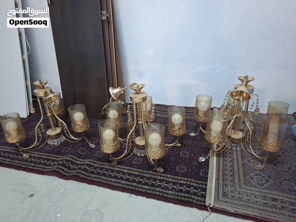 ثريات شغالات شبه جديد