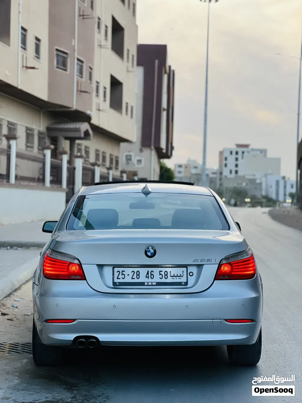 بي ام دبليو الفئة 5 528