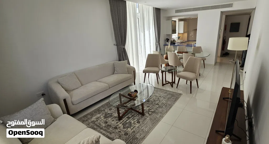 (2BHK Marina View in Al Mouj – (Instalments- شقة من غرفتين نوم إطلالة على المارينا - (أقساط)