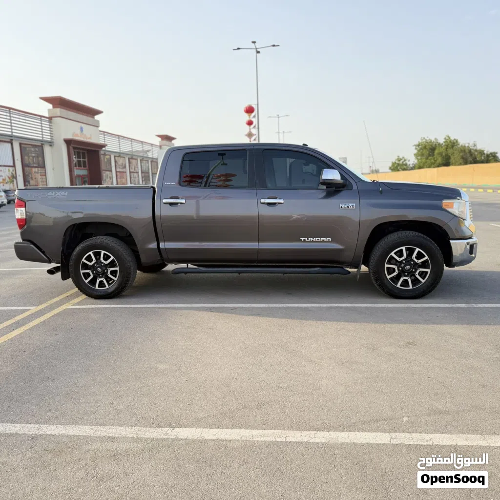 Toyota Tundra Limited