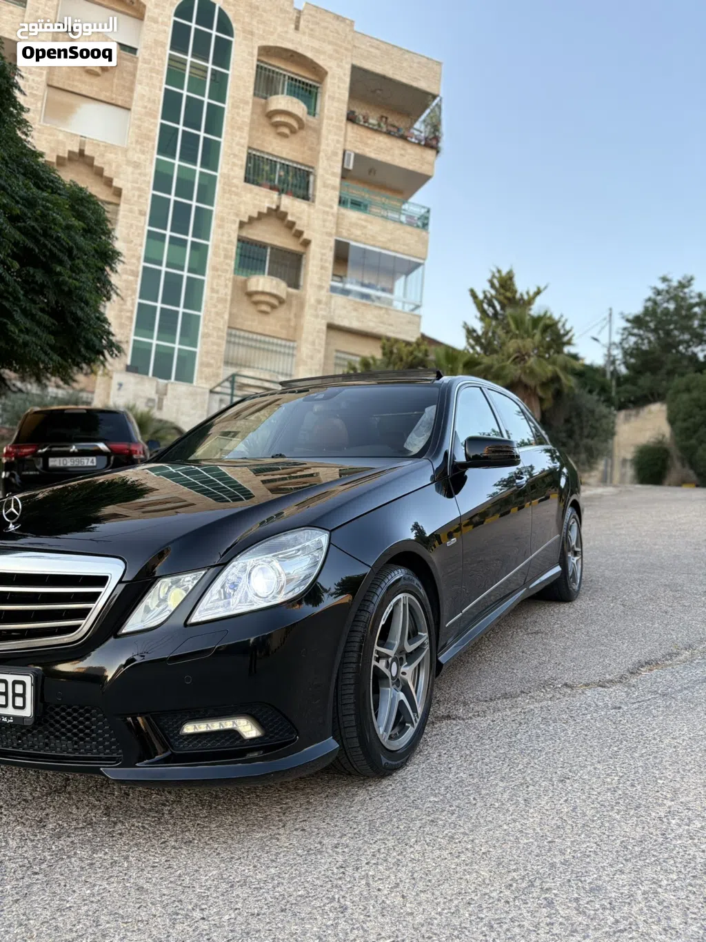 مرسيدس بنز الفئة-E E 200