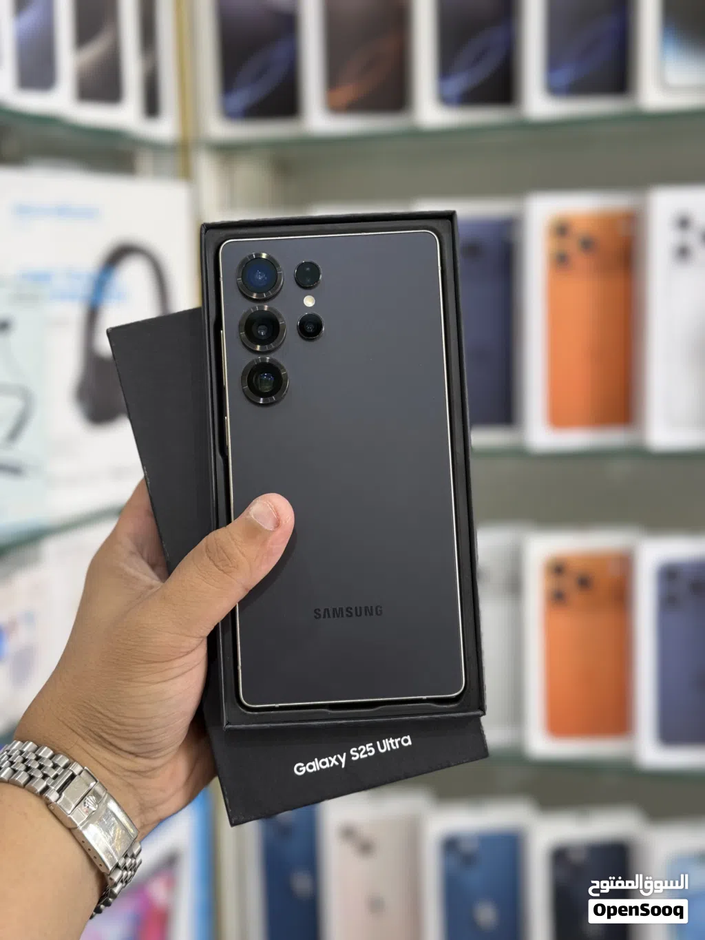عرض خاص : Samsung S25 ultra 512gb بالذاكرة العملاقة هاتف نظيف جدا بدون أي مشاكل مع ضمان و ملحقات