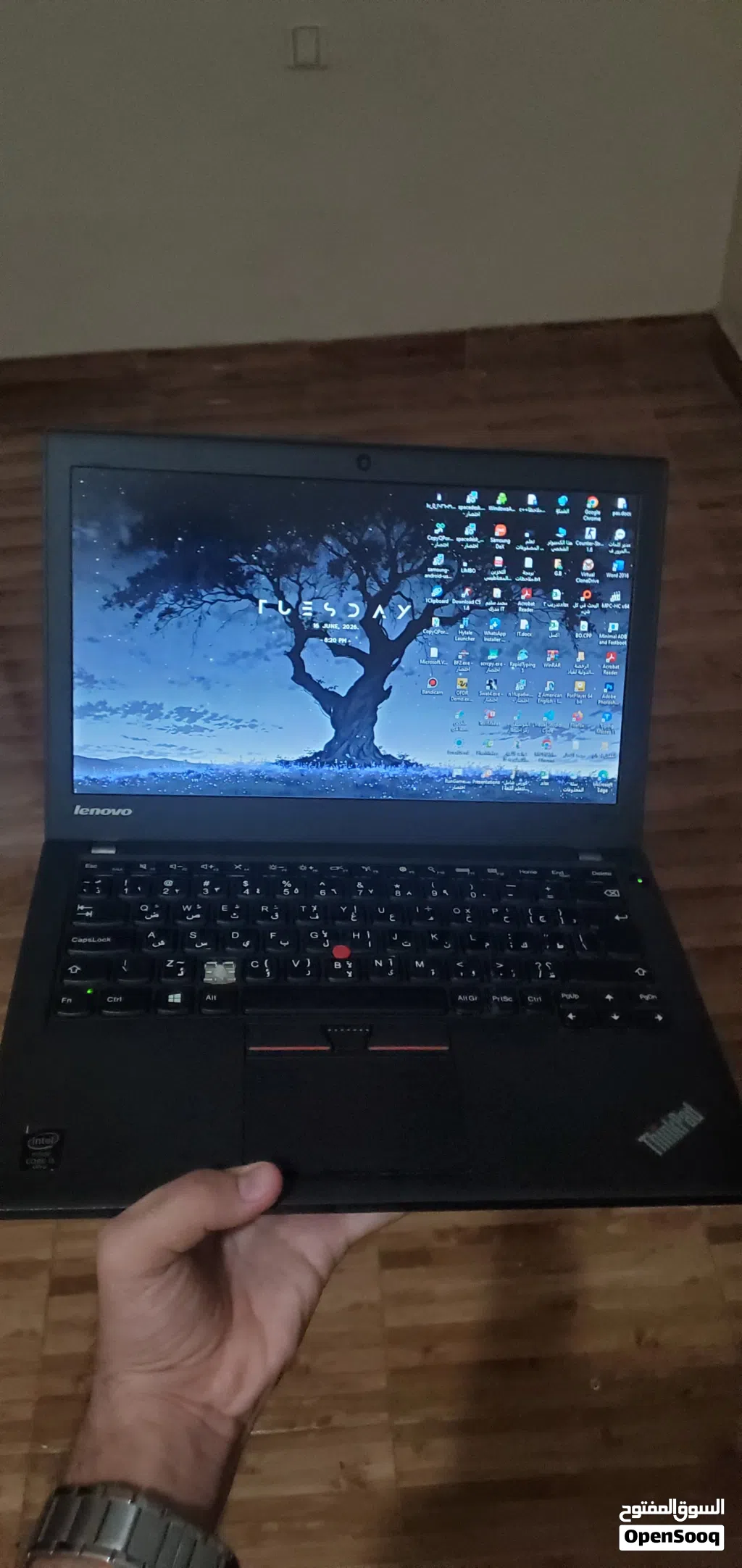 لابتوب Lenovo ThinkPad X250 (كور i5) الجيل الخامس بحالة ممتازة مع الملحقات