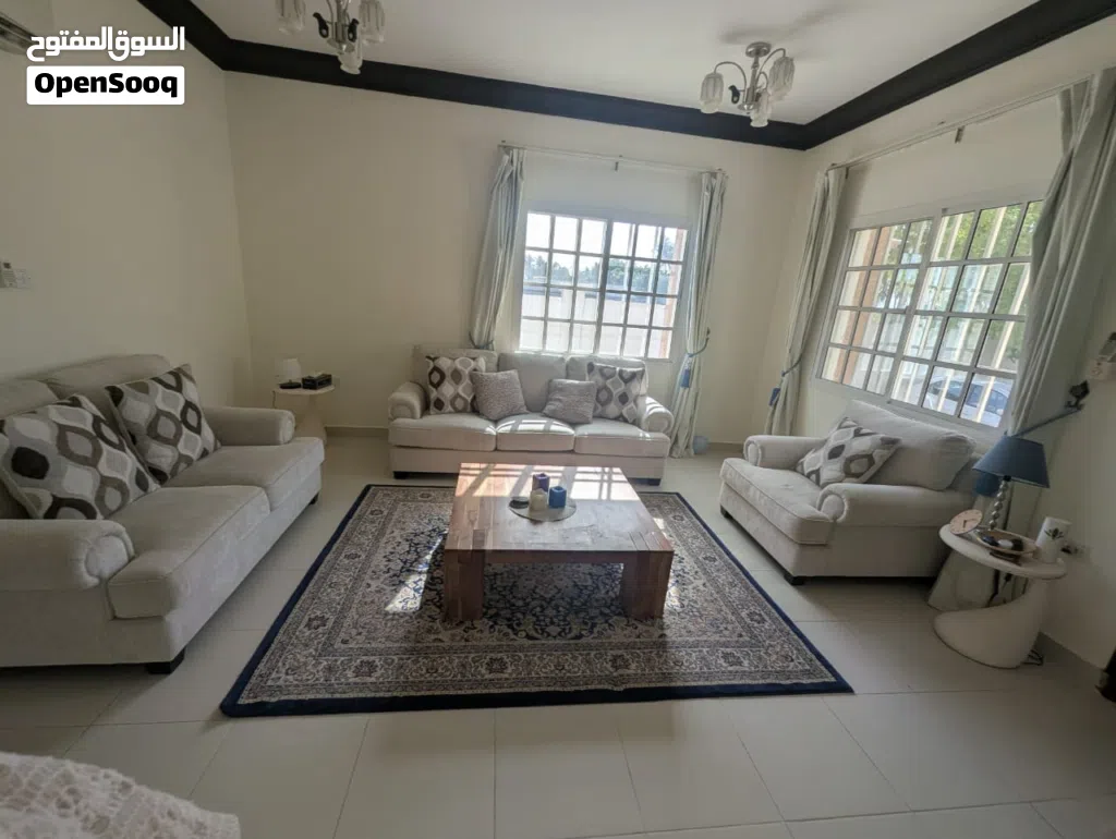 sofa set was 800 OMR