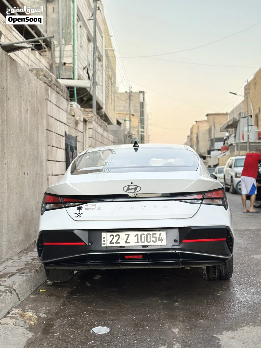 هیۆندای ئێلانترا Standard
