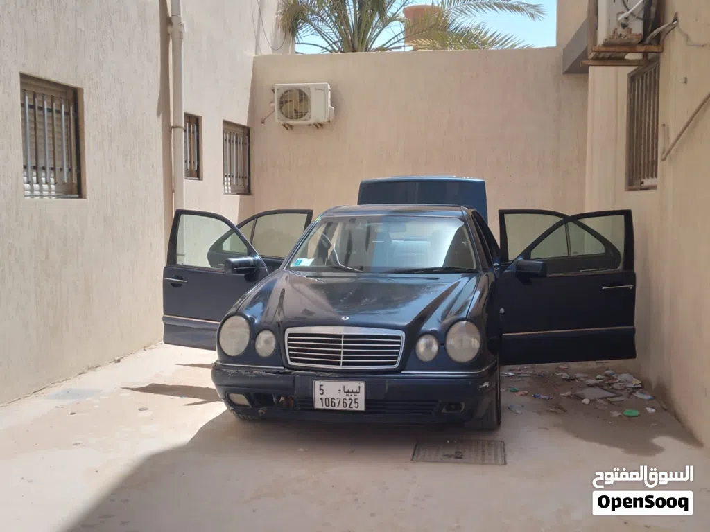 Mercedes Benz E-Class E 320