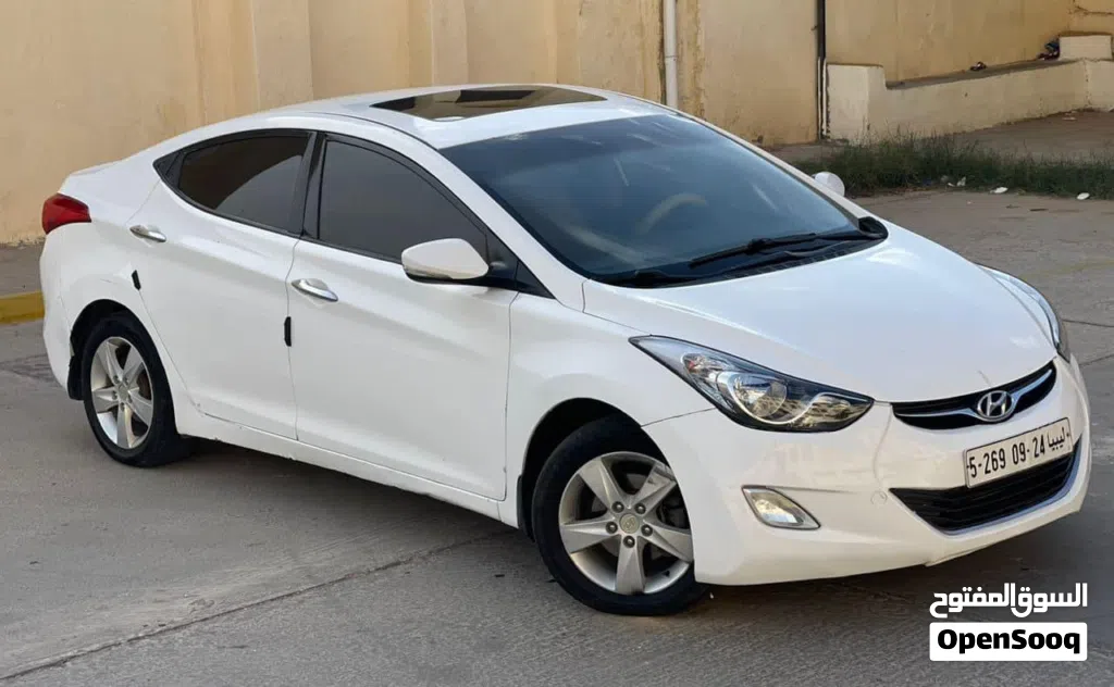هيونداي النترا GL