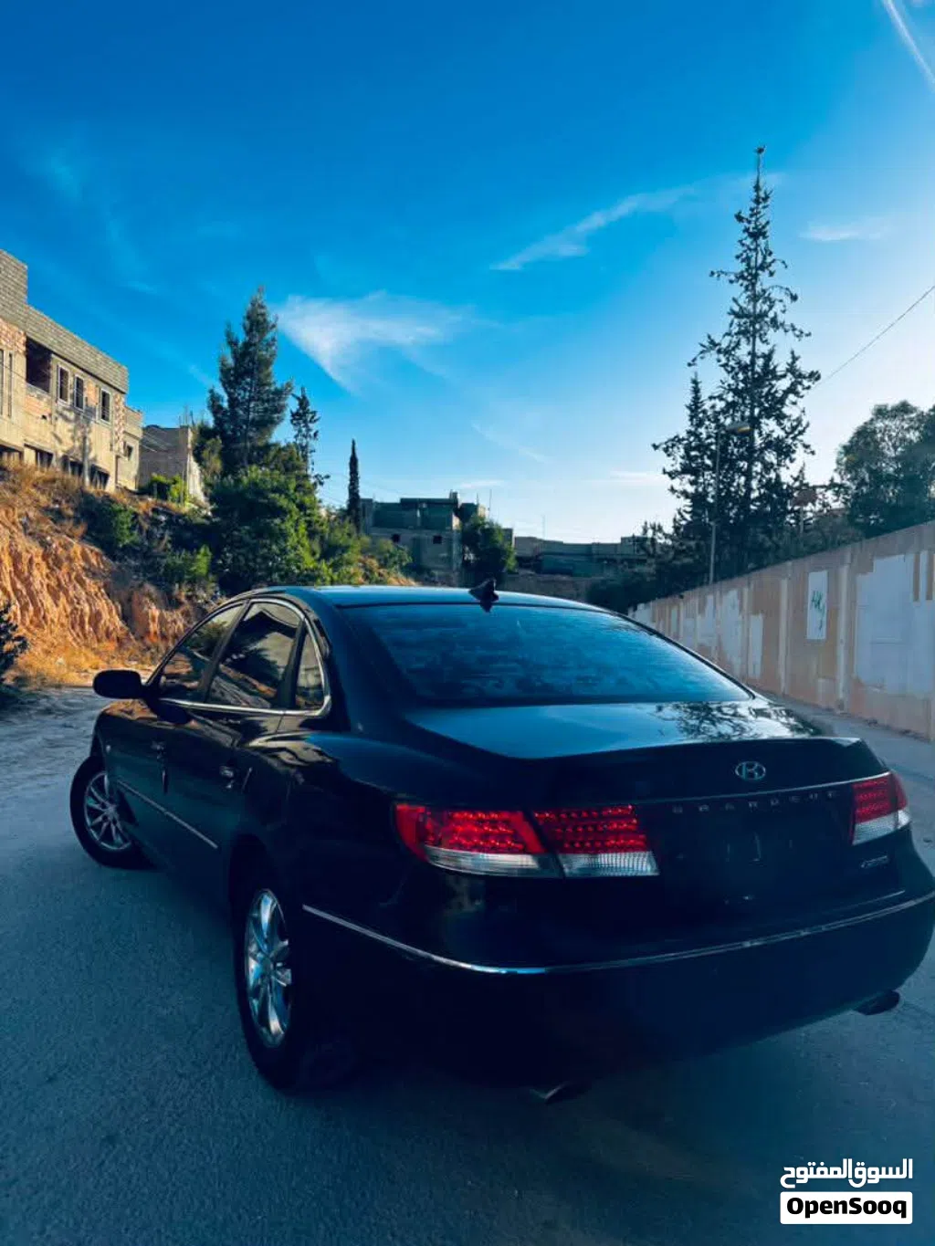 Hyundai Azera Standard