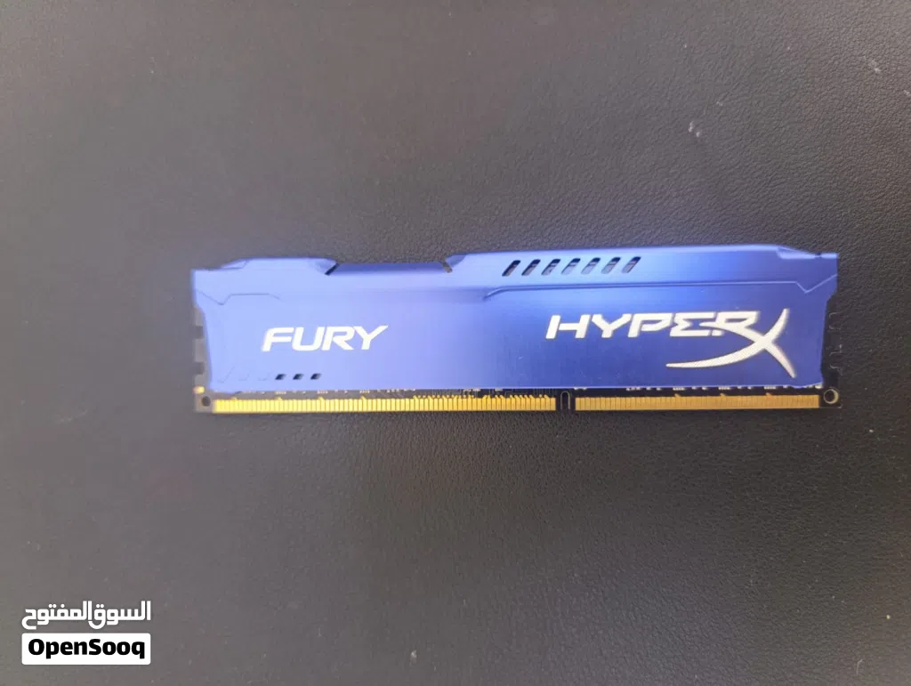 رامات ddr3 الواحد 8gb السعر للواحد 10 ريال