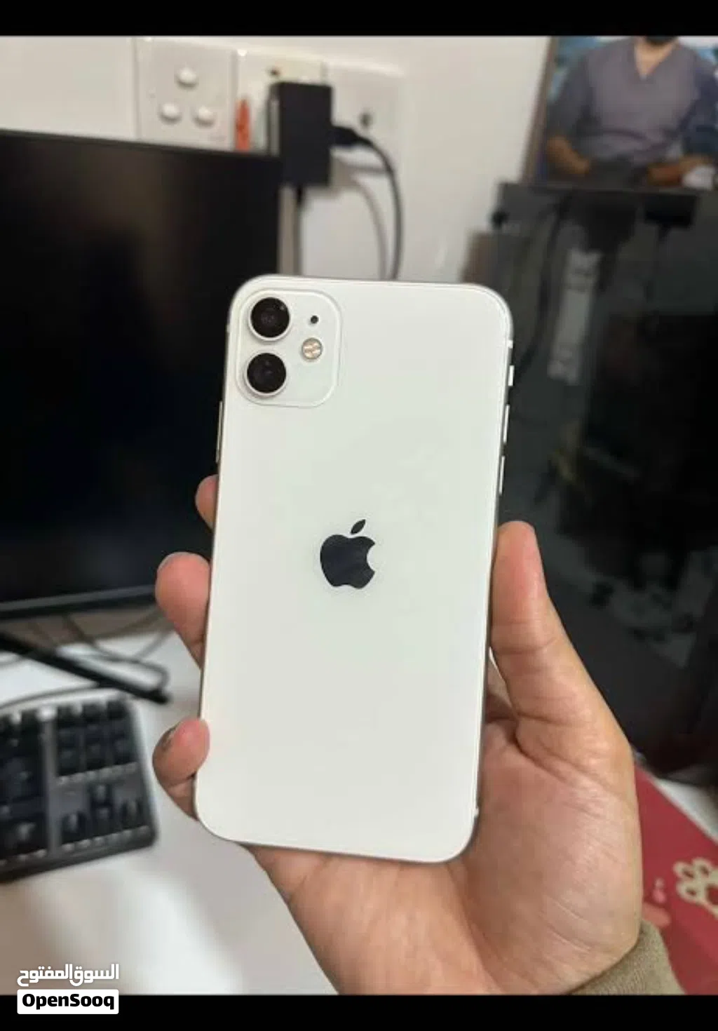 للبيع ايفون 11