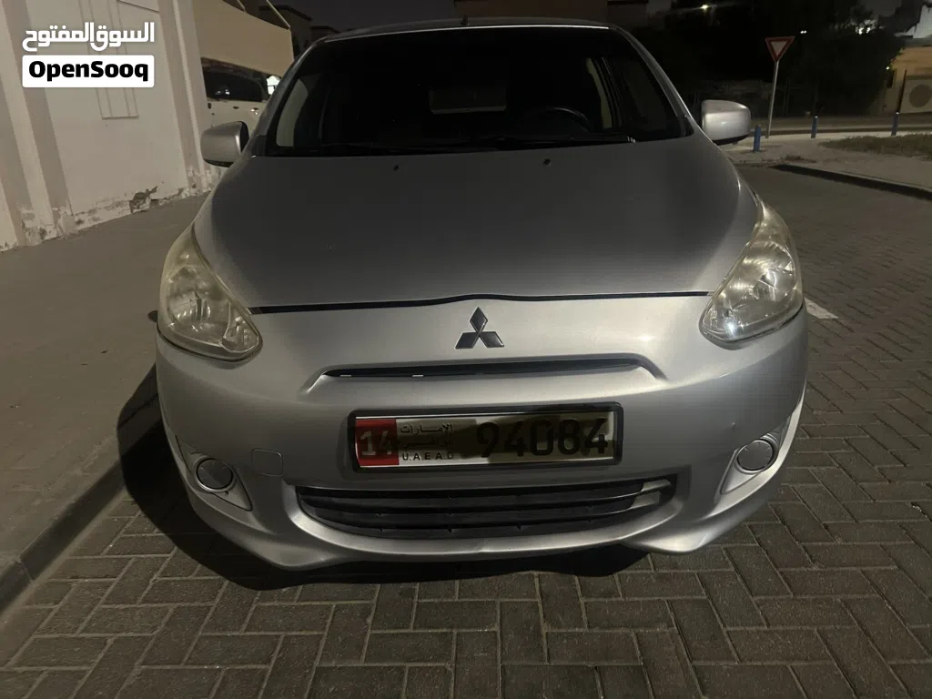 Mitsubishi Mirage Standard