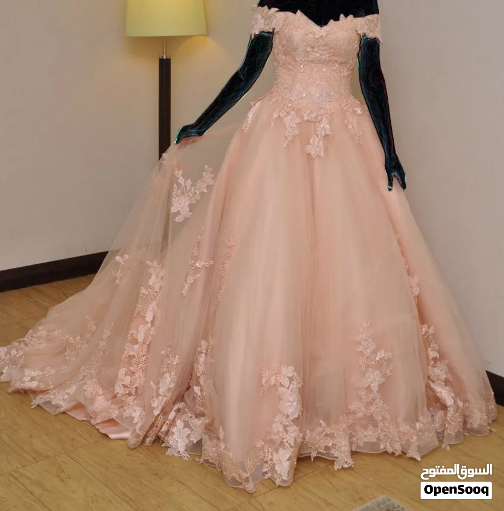 فستان للبيع Dress for Sale