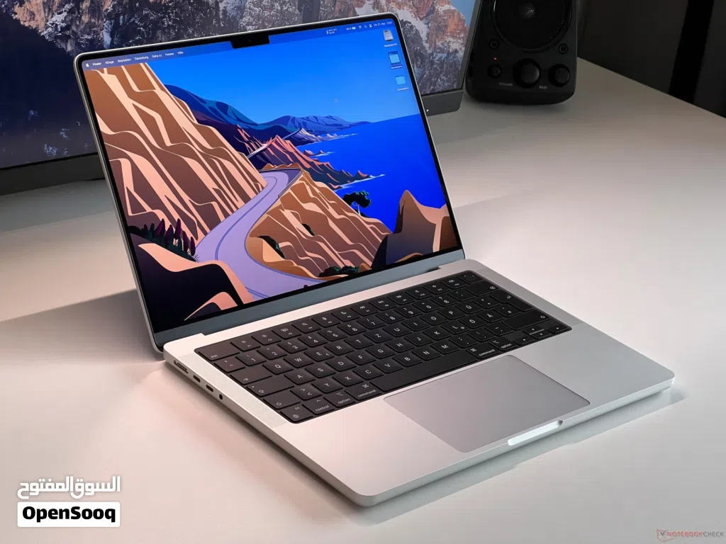 Macbook pro 14” 100% battery