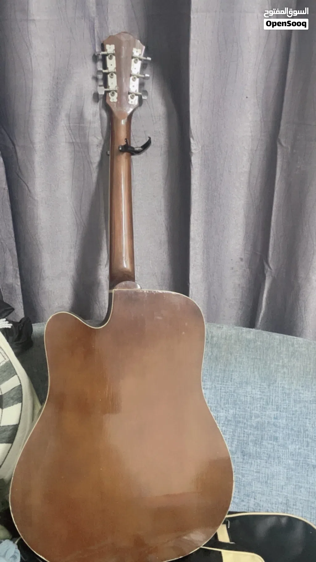 Maestro Acoustic Guitar