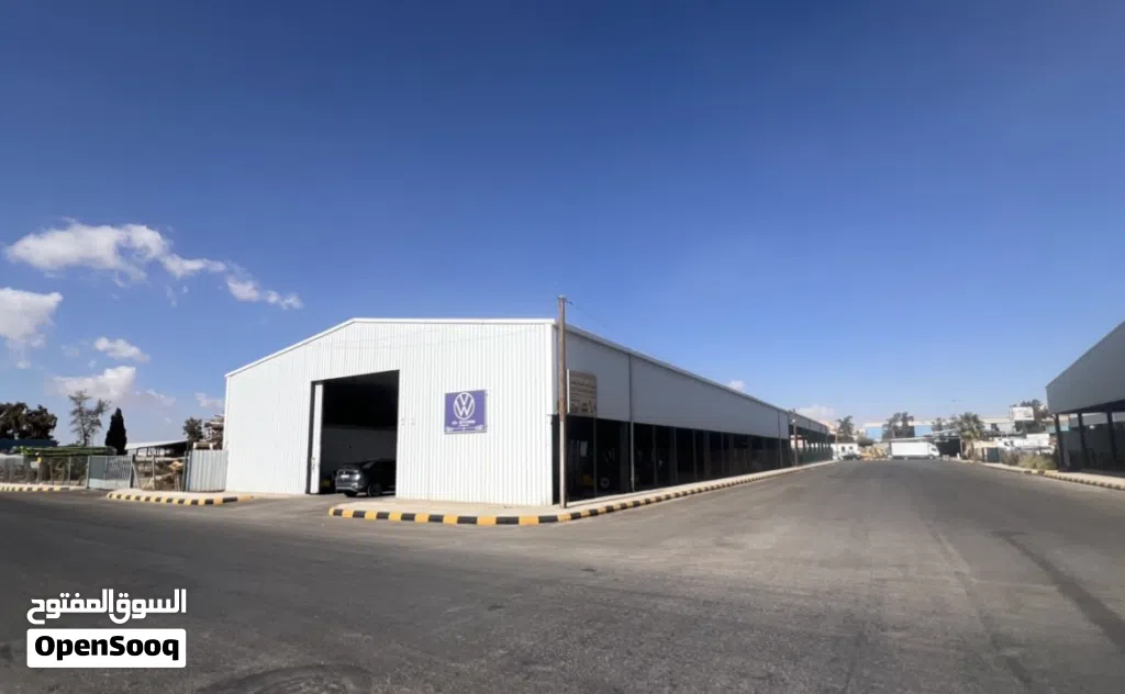معرض للايجار او البيع