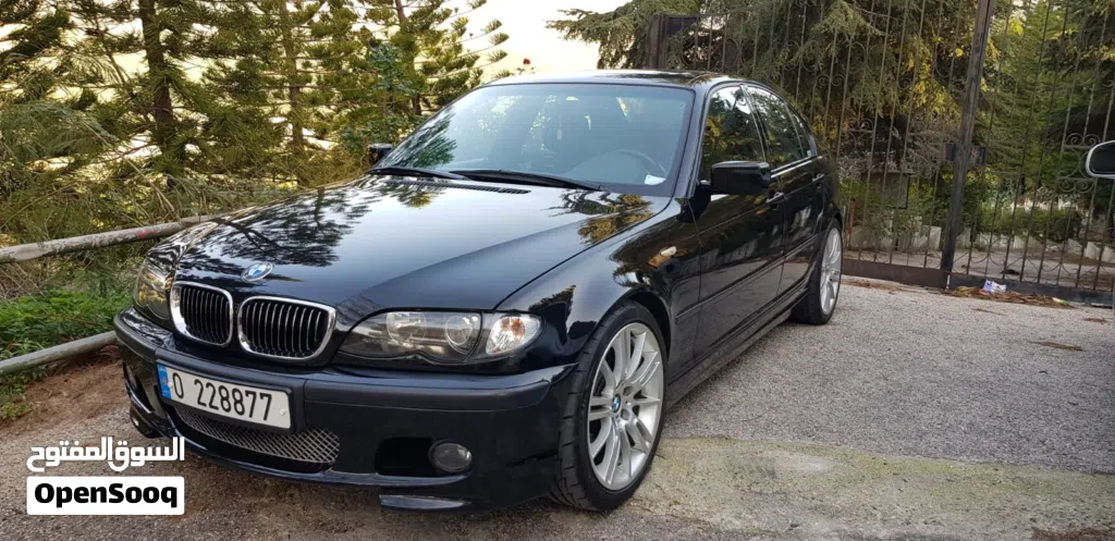 BMW 3 Series 330i