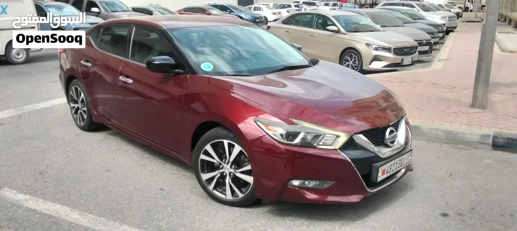 Nissan Maxima Standard