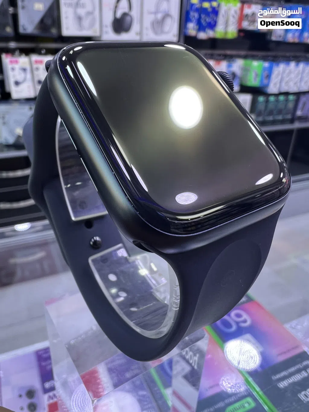 Apple Watch SE2 (44mm) متوفر جديد كلين من غير كرتونه من space Gray بسعر مميز داخل ليما موبايل